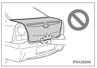 Usando o porta-malas